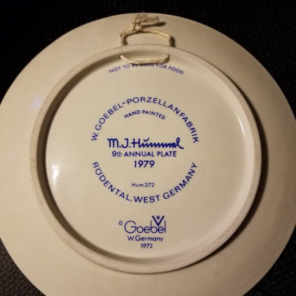 Vintage MJ Hummel 9th Annual Plate 1979 Hum272, Hand Painted, Porcelain 7.5 inch - Picture 2 of 2